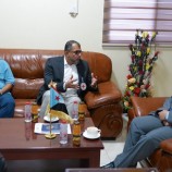 الدكتور الحاج يلتقي مساعد رئيس بعثة اللجنة الدولية للصليب الأحمر والمستشار السياسي للجنة