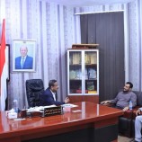 رئيس انتقالي شبوة عبدالعزيز بن لكسر يلتقي بالمحافظ عوض بن الوزير