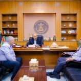 الرئيس الزُبيدي يطّلع على أوضاع المرافق الصحية بالعاصمة عدن ومحافظة لحج