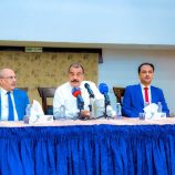 اللواء بن بريك يلتقي القضاة والمحامين والأكاديميين والمثقفين في المكلا