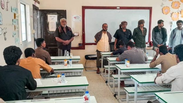 رئيس تنفيذية انتقالي حوف يطلع على سير امتحانات الثانوية العامة بالمديرية