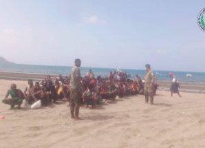 عملية بحرية نوعية لقوات الحزام الأمني بالصبيحة تسفر عن ضبط زورق تهريب على بُعد 30 ميلاً بحرياً