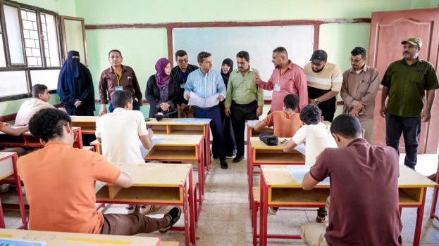 مدير عام الشيخ عثمان يدشّن امتحانات الثانوية العامة الوزارية