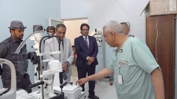 هشلة يدشّن وصول دفعة جديدة من التجهيزات الطبية لهيئة مستشفى محمد بن زايد في شبوة بدعم إماراتي
