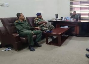 مدير أمن ساحل حضرموت يتفقد إدارة البحث الجنائي 