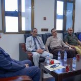 الأمين العام هشلة يزور رئاسة جامعة شبوة ويشيد بمستوى الترتيبات لعملية التنسيق والقبول للعام الجامعي الجديد
