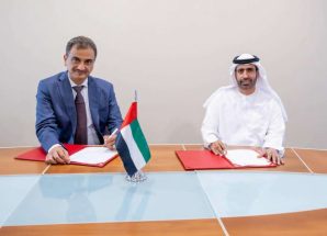 بدعم من دولة الإمارات.. محافظ العاصمة عدن يوقّع اتفاقية بناء مستشفى مع كافة ملحقاته 