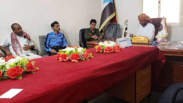 انتقالي سقطرى يناقش مع إدارة شرطة السير فعاليات أسبوع المرور العربي