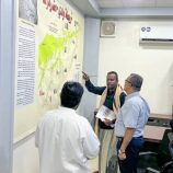 الوكيل الزامكي يطلع على مشروع نظام الإنذار المبكر للحماية من كوارث السيول في سيئون