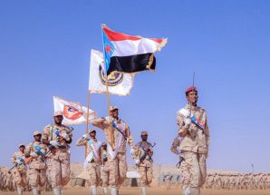 رئيس تنفيذية انتقالي شبوة يشهد اختتام دورة المهارات والتدريب القتالي للواء السادس صاعقة