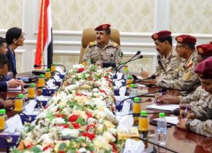 وزير الدفاع يلتقي في العاصمة عدن سفيرة المملكة المتحدة 