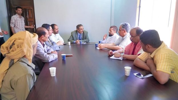 الأمين العام عبدربه هشله يناقش مع مؤسسة البركة التنموية الخيرية آفاق التعاون لتنفيذ مشاريع خدمية وتنموية في شبوة