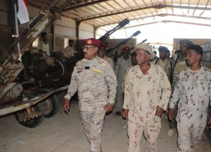قيادة اللواء الأول مشاة بحري سقطرى تتفقد أعمال صيانة الآليات والأسلحة استعدادا لموسم الرياح