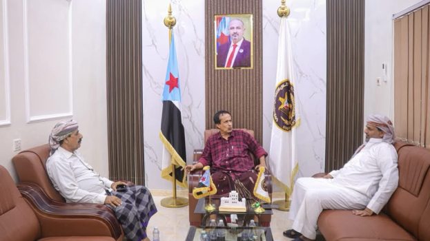 رئيس تنفيذية انتقالي المهرة يلتقي بعضو فريق الحوار الجنوبي عوض بلحاف لبحث آفاق التكاتف الوطني