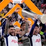بعد 41 عاما.. توتنهام يتوج بلقب أوروبي