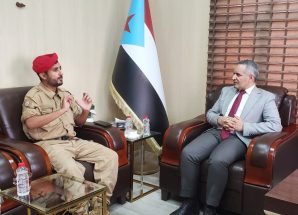‏نائب رئيس الهيئة الوطنية للإعلام يلتقي العميد اكرم الحنشي ويشيد بانتصارات محور يافع