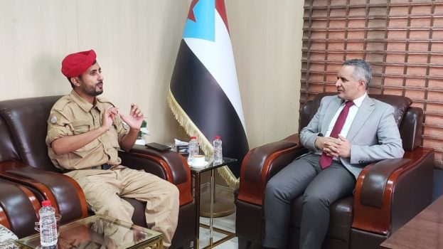 ‏نائب رئيس الهيئة الوطنية للإعلام يلتقي العميد اكرم الحنشي ويشيد بانتصارات محور يافع
