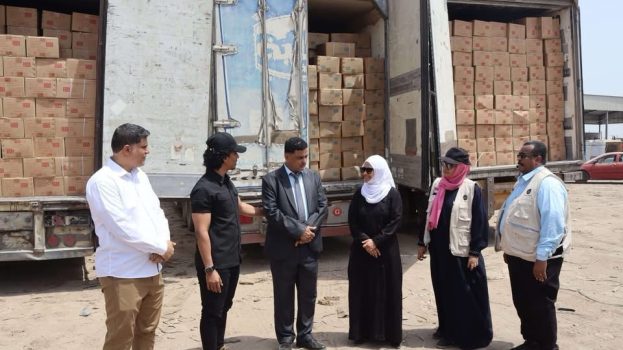 بتوجيهات من الرئيس الزُبيدي.. الدائرة الطبية للقوات المسلحة تُدشّن توزيع محاليل وريدية للمراكز الطبية في عموم محافظات الجنوب