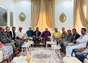 وفد الجمعية الوطنية يطمئن على صحة الكثيري