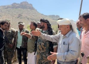 الحزام الأمني بالضالع يعيد إصلاح وفتح الطريق الدائري بمنطقة “سهده”