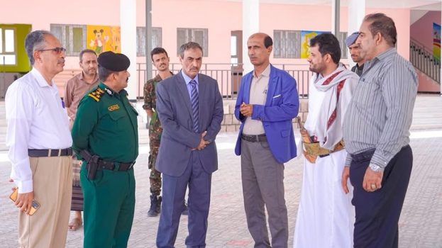 شبوة: الأمين العام يتفقد مستوى الإنجاز في مشروعي مدرسة الأوائل وروضة الأطفال بمدينة عتق