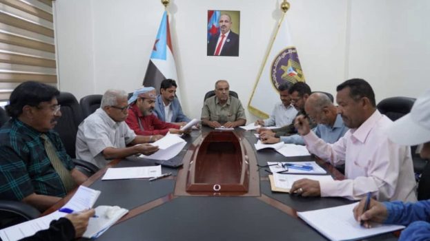 الهيئة المجتمعية تناقش الأوضاع الصحية وتدعو إلى تكثيف الجهود لمواجهة الحميات الفيروسية