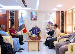 الكثيري يبحث مع قيادات قطاع التعليم سُبل إنقاذ العملية التعليمية في العاصمة عدن