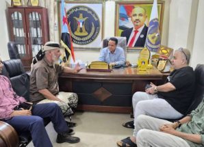 الحالمي يلتقي مدير الشؤون الإدارية لكهرباء لحج
