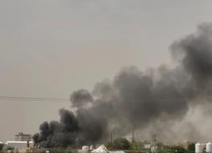 حريق يلتهم مخازن برنامج الغذاء العالمي في مأرب اليمنية