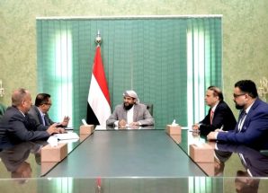 المحرّمي يطلع على أوضاع الخطوط الجوية ويؤكد ضرورة النهوض بقطاع الطيران