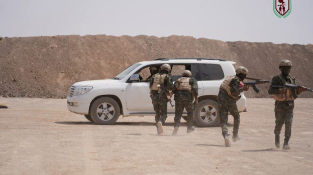 قوات دفاع شبوة تُخرّج دفعة جديدة في حماية الشخصيات ضمن برنامج تدريبي نوعي