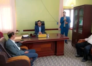 المحافظ بن الوزير يتفقد مكتب التربية والتعليم ويؤكد استمرار دعم التعليم والكوادر التربوية