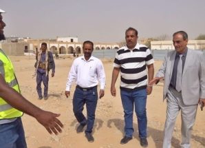 شبوة: الامين العام يدشن الأعمال الإنشائية لمركز علاج سوء التغذية بمدينة عتق