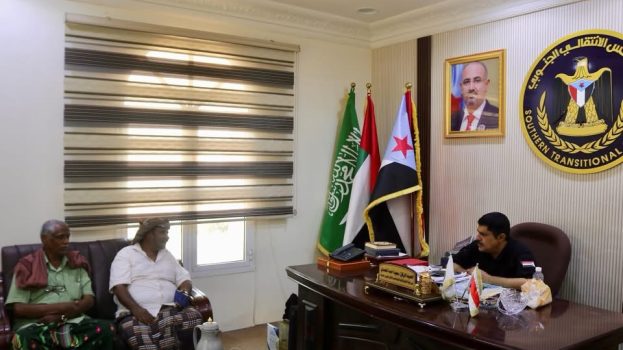 العميد المحمدي يلتقي رئيس انتقالي تريم ويؤكد ضرورة انتشار النخبة الحضرمية على كامل تراب المحافظة