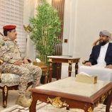 المحرّمي يناقش مع وزير الدفاع مستجدات الأوضاع العسكرية وتعزيز القدرات الدفاعية 