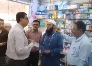 شملت التحريز على بعض المحال … بحضور مدير عام تبن صحة وصناعة لحج ينفذون حملة رقابية وتفتيشية شاملة على الصيدليات ومخازن الأدوية والمحال التجارية بمديرية تبن