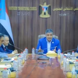 الأمانة العامة تستعرض مستوى أداء فرق التوجيه والرقابة الرئاسية بالمحافظات