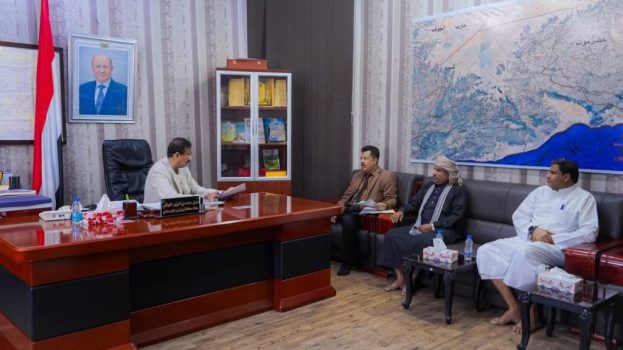المحافظ بن الوزير يوجّه باعتماد طريق الحامية – الخط الساحلي ودراسة طريق المطهاف.