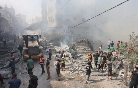 وزير دفاع إسرائيل يتوعد بتدمير مدينة غزة 