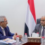 رئيس الوزراء يطلع على إجراءات تخفيض أسعار الأدوية ويوجه بضبط المخالفين وتعزيز الرقابة