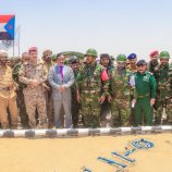 المحافظ بن الوزير يشهد المشروع التكتيكي الناري لقوات دفاع شبوة ويشيد بجاهزيتها القتالية واحترافيتها العالية