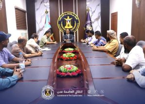السقاف يناقش مع ملاك المطاعم السياحية في عدن آلية خفض الأسعار تزامنًا مع تحسن العملة المحلية