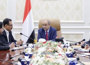 بن بريك يلزم شركة الغاز بتخفيض الأسعار بما يتوافق مع تحسن صرف العملة الوطنية