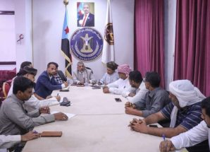 برئاسة الجعري.. فريق التوجيه والرقابة الرئاسي يعقد لقاءً بالهيئة التنفيذية لانتقالي المهرة