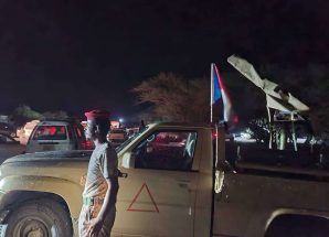 القوات المسلحة الجنوبية ممثلة باللواء الثاني حزم تدفع بآليات إنقاذ لمساعدة المواطنين ومنع المغامرات الخطرة في سيلة بلة عقب تدفق السيول 