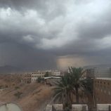 شبوة .. استمرار تأثيرات المنخفض الجوي وأمطار غزيرة وسيول جارفة والدفاع المدني والصحة يصدران تحذيرات عاجلة