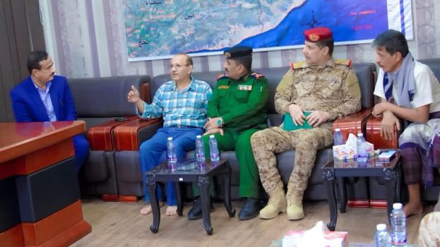 شبوة: المحافظ بن الوزير يستقبل نائب المدير العام السابق لشركة OMV النمساوية.