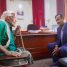 شبوة: المحافظ بن الوزير يستقبل بطل الرماية في بطولة الكومنولث الثامنة العريف جعيم العولقي.