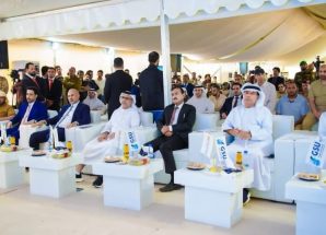 الرئيس الزُبيدي يشهد تدشين التشغيل لمحطة الطاقة الشمسية في شبوة بقدرة 53 ميجاوات