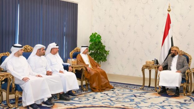 النائب أبو زرعة المحرّمي يستقبل السفير الإماراتي ويشيد بالدعم المقدم لبلادنا في مختلف المجالات